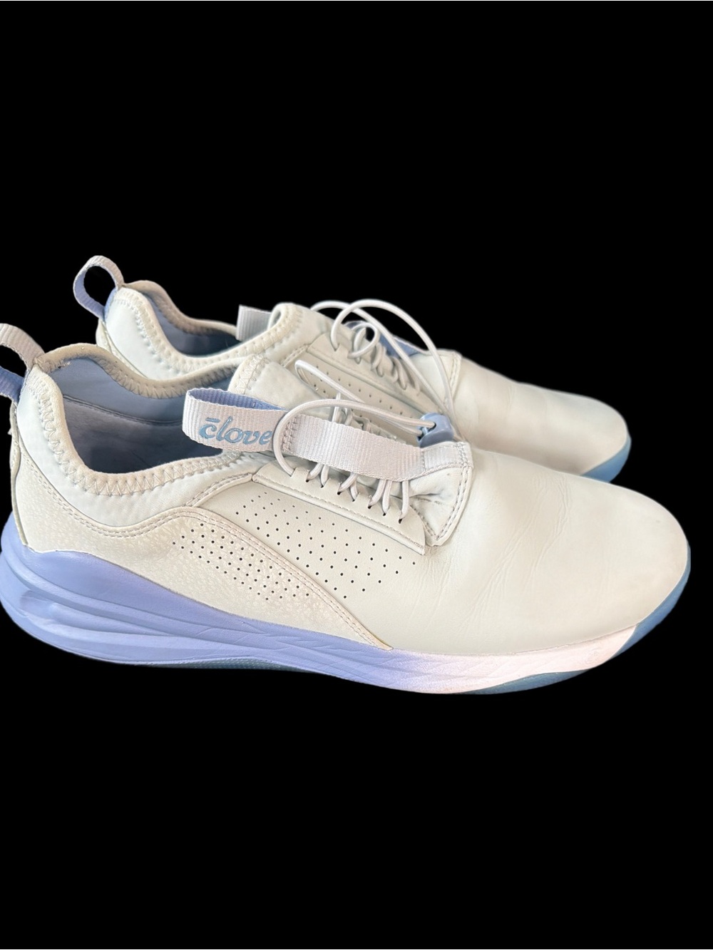 Clove nursing sneakers size 10.5 women or 9 men